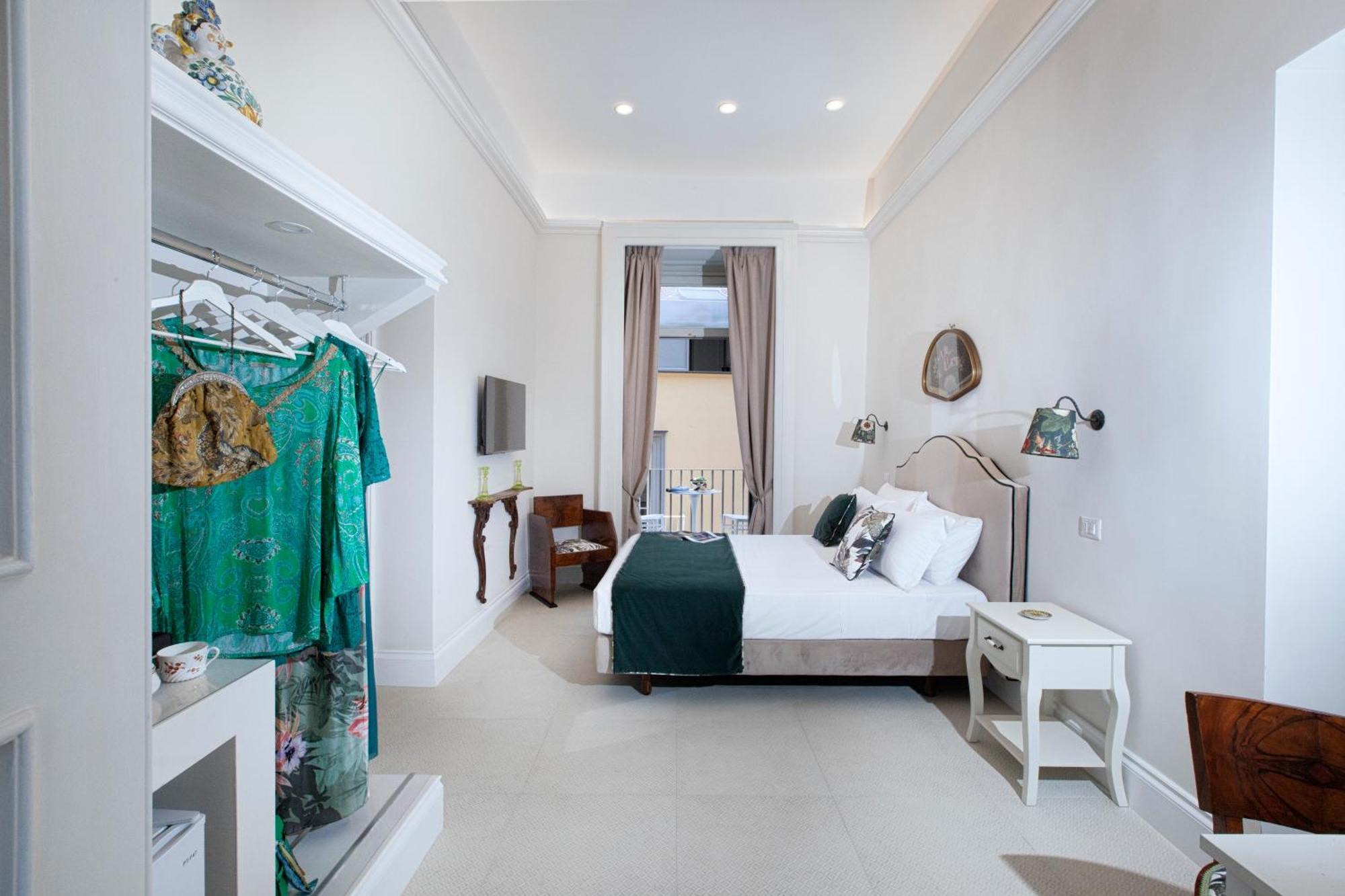 Grace Suites Sorrento Exterior photo