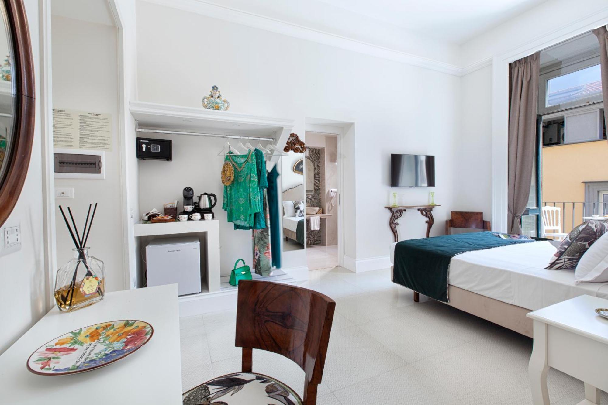 Grace Suites Sorrento Exterior photo